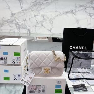 <AUTHENTIC>CHANEL bag